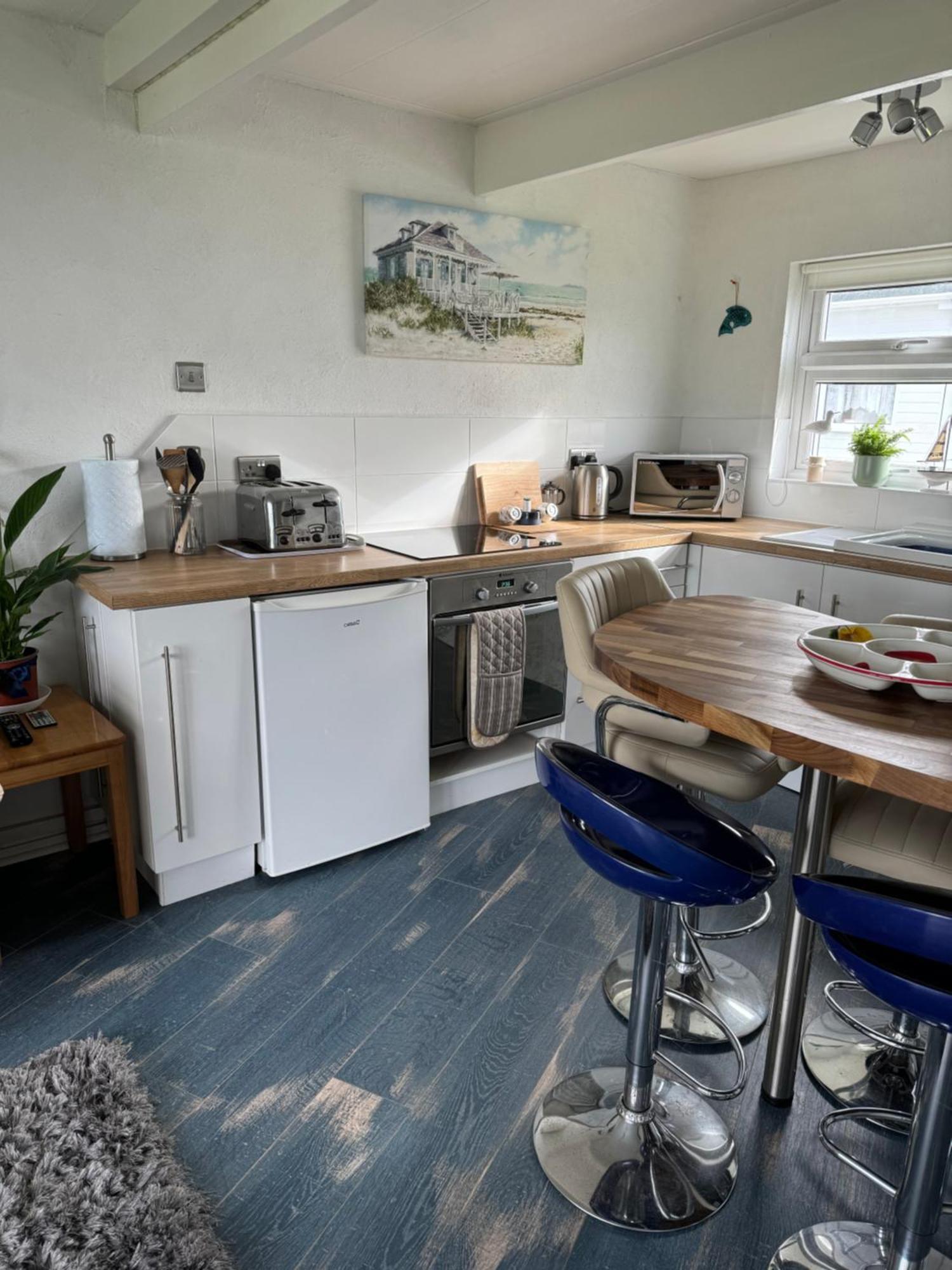 Cosy Beach Chalet Scratby Екстериор снимка